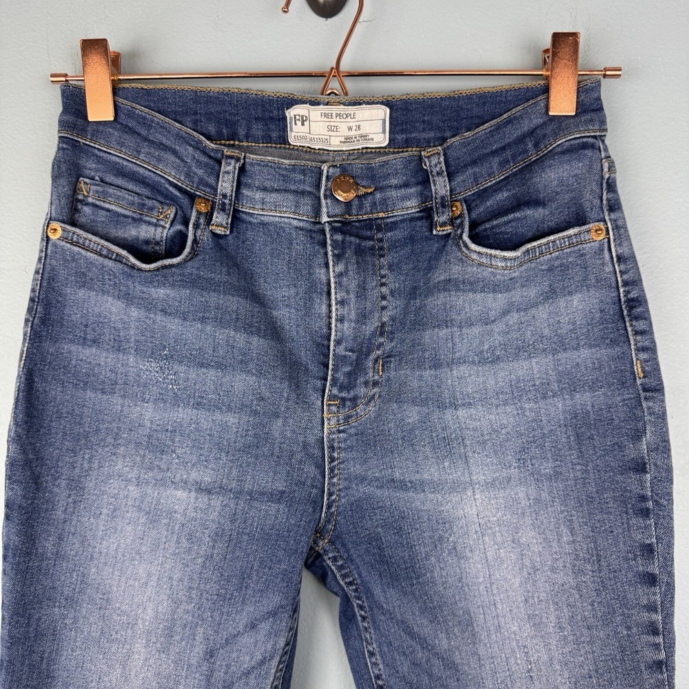 Free People Women 28 Blue‎ Distressed Fringed Hem High Rise Skinny Jeans